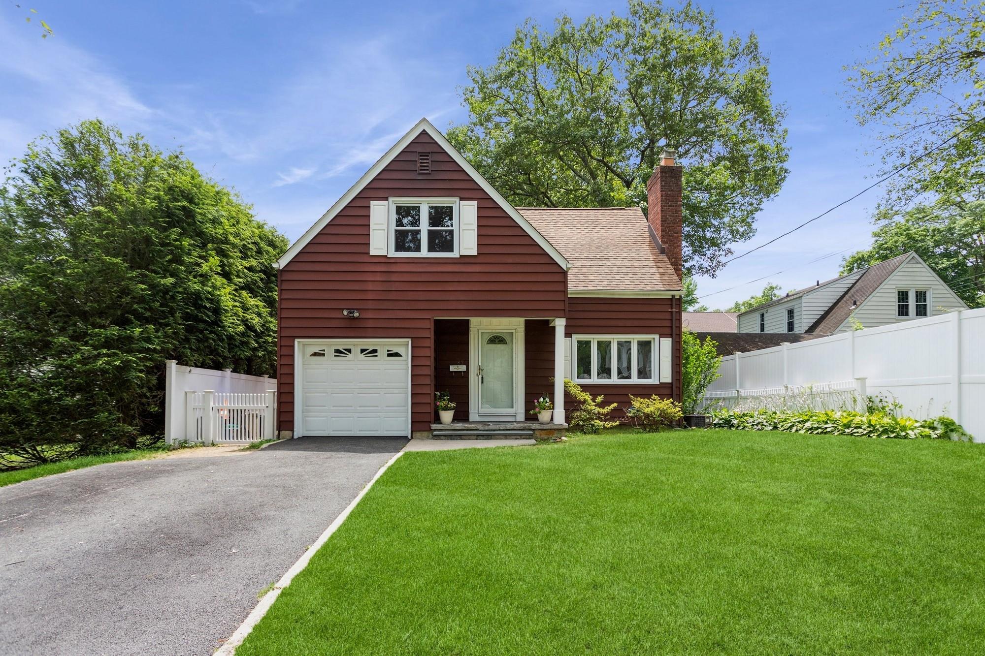 #1 photo, 83 Stevenson Avenue, 紐約州 Hartsdale , NY 10530