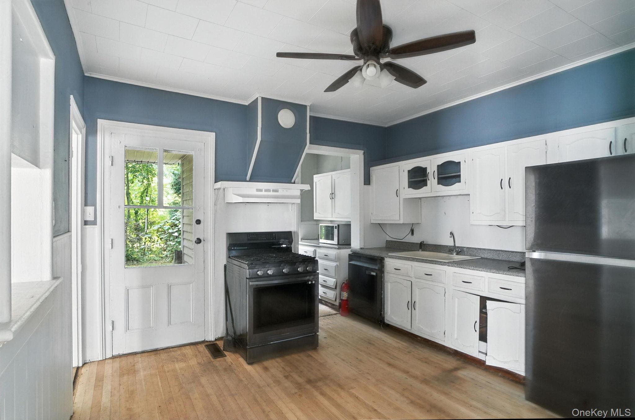 #11 photo, 14 Washington Avenue, Port Jervis , NY 12771