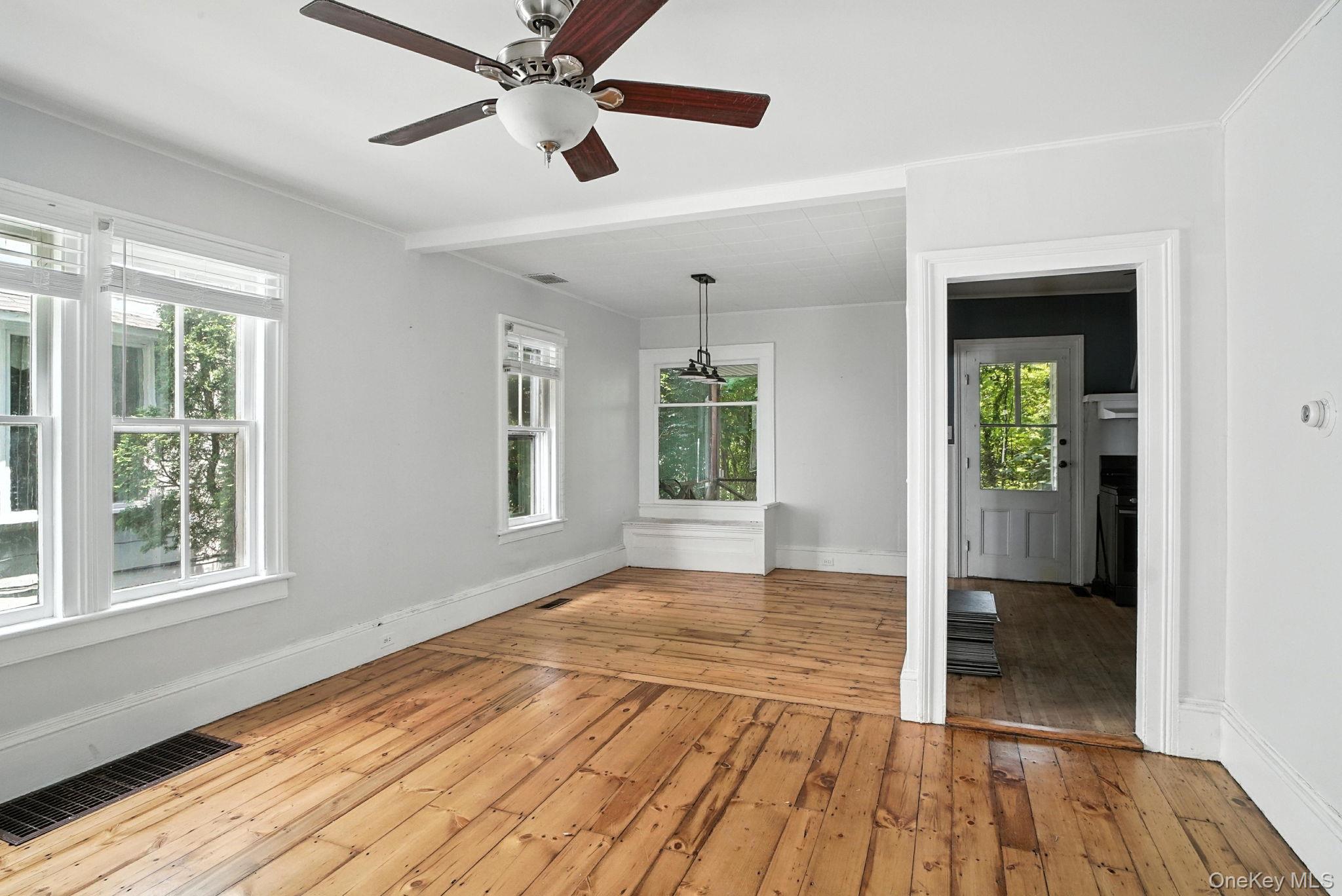 #6 photo, 14 Washington Avenue, Port Jervis , NY 12771