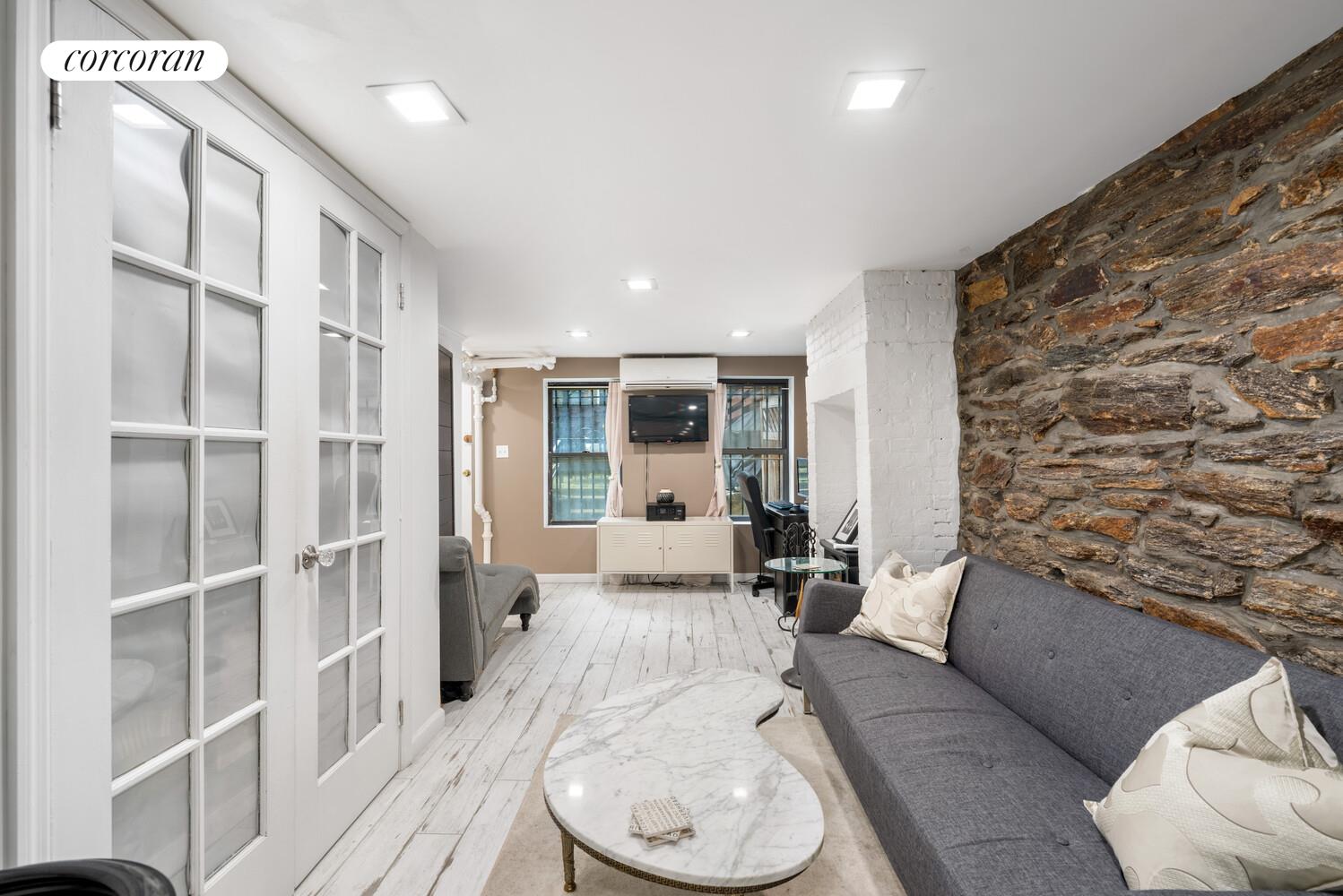 #18 photo, 524 E 82ND Street, マンハッタン Yorkville , NY 10028