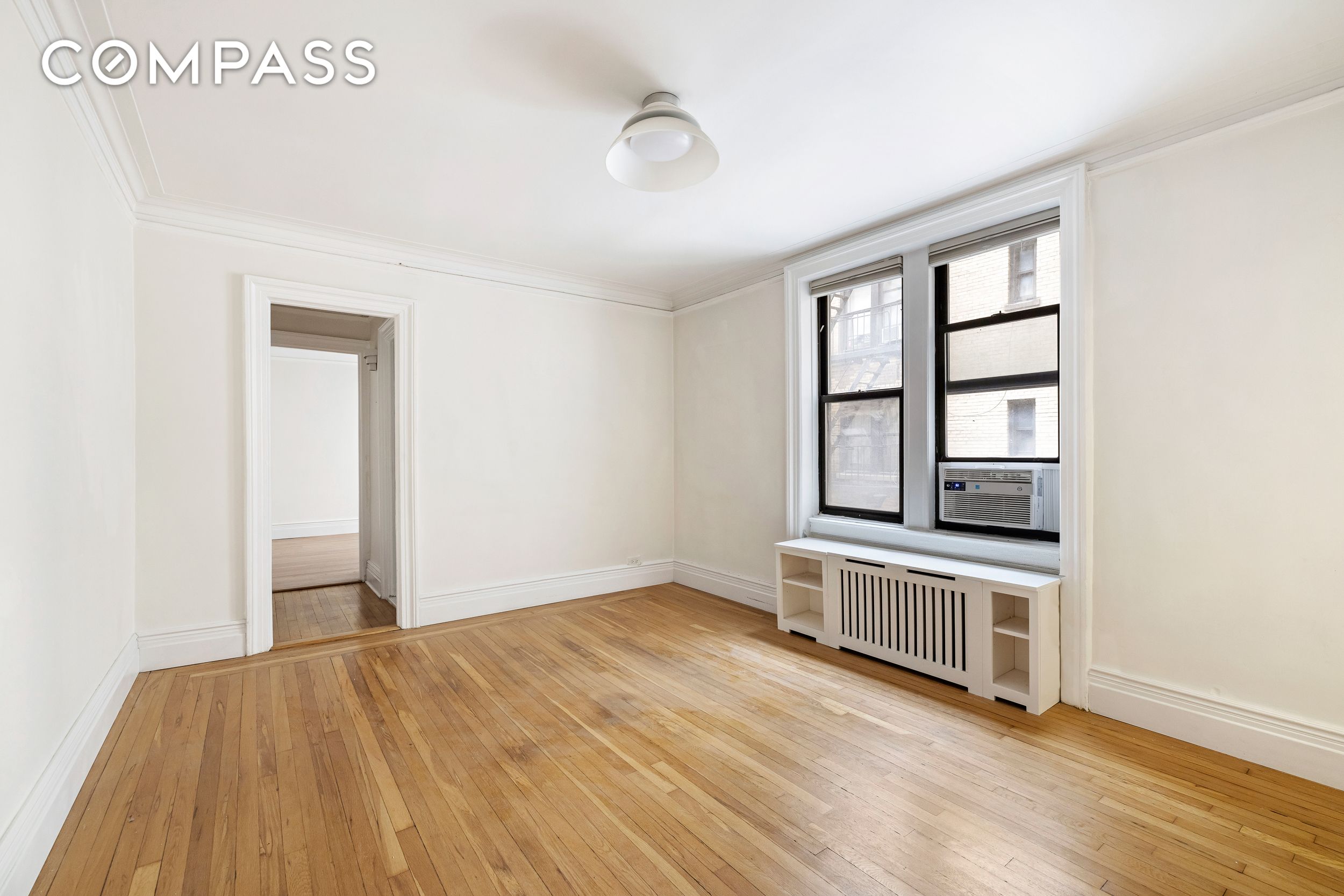 #3 photo, 319 W 18th Street, マンハッタン Chelsea , NY 10011