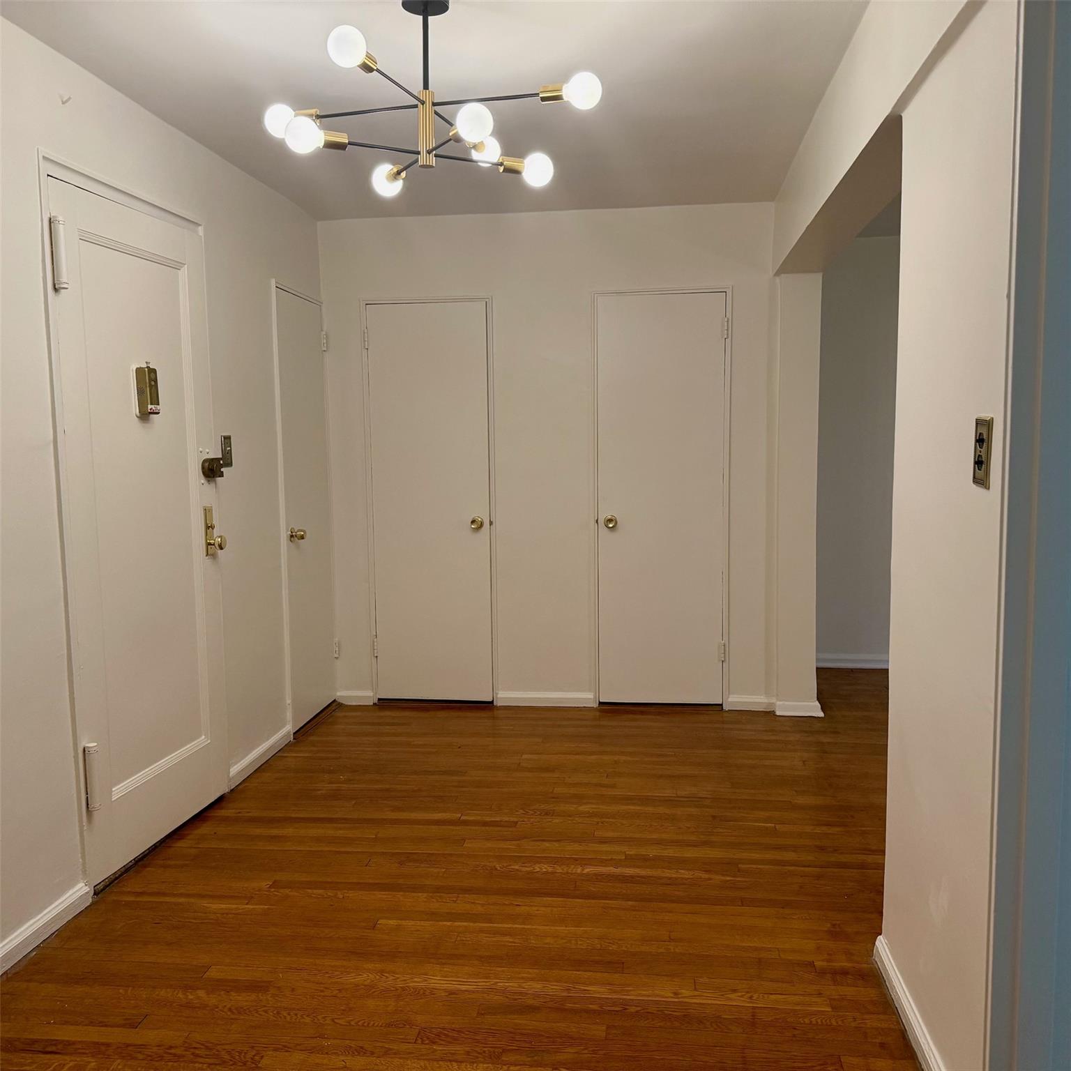 #4 photo, 83-20 98 Street, Woodhaven , NY 11421