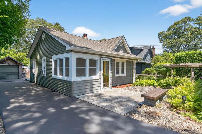 #1 photo, 222 Jefferson Street, Centerport , NY 11721
