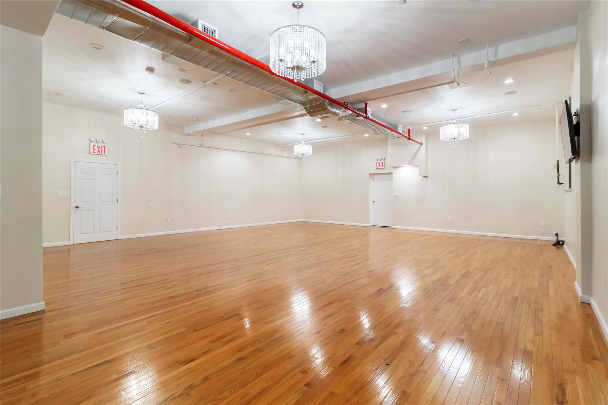 #5 photo, 212-26 Jamaica Avenue, クイーンズ区 Queens Village , NY 11428