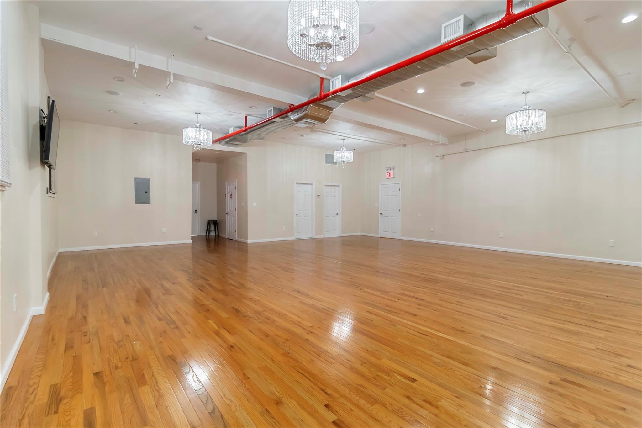 #6 photo, 212-26 Jamaica Avenue, クイーンズ区 Queens Village , NY 11428