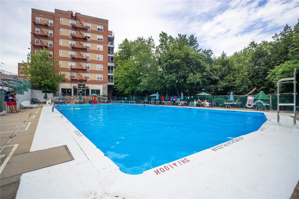 #21 photo, 1 Balint Drive, #267, Yonkers , NY 10710