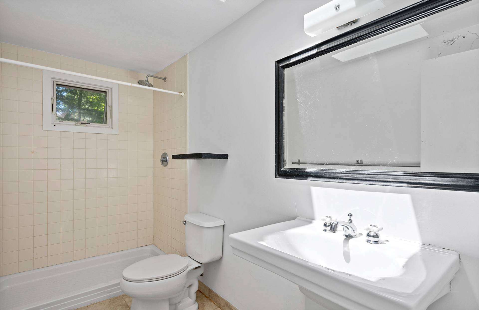 #9 photo, 128 Underwood Drive, サフォーク郡 East Hampton , NY 11937