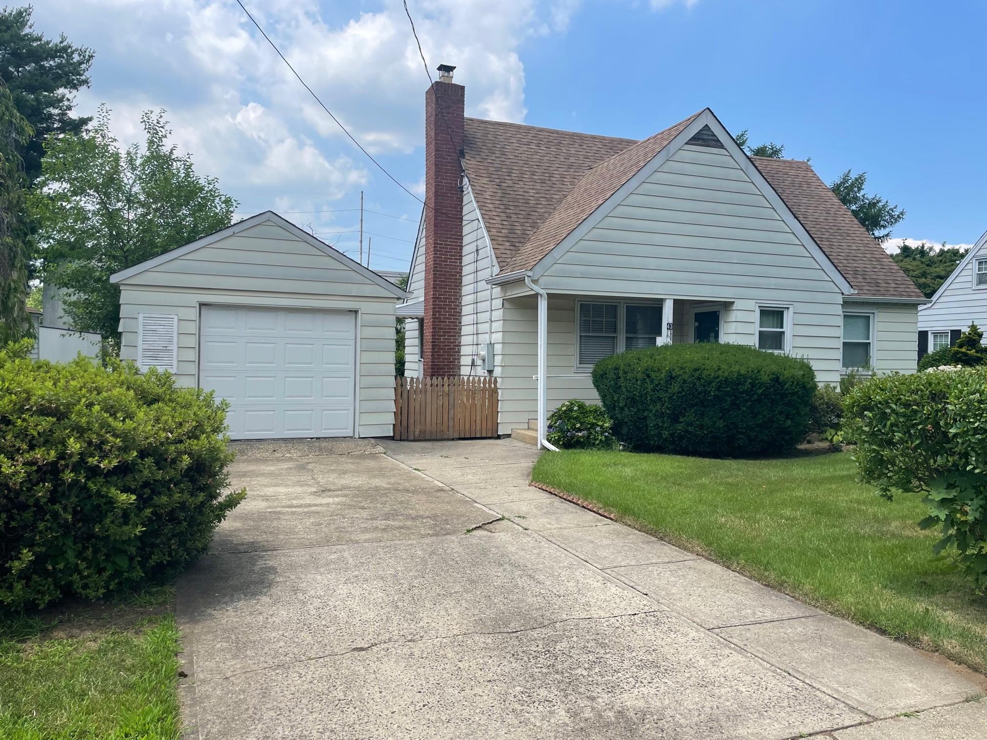 #1 photo, 43 Twin Lawns Avenue, Hicksville , NY 11801