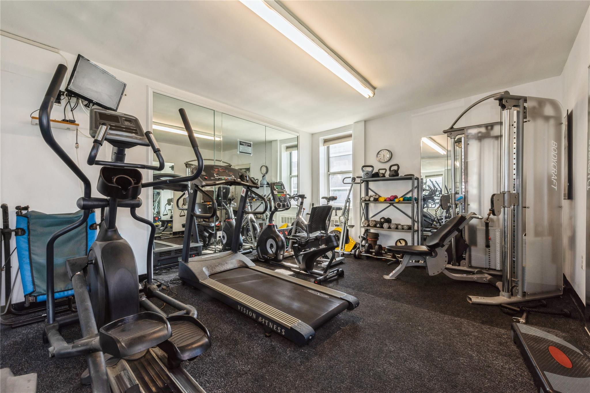 #11 photo, 855 E. Broadway, ナッソー郡 Long Beach , NY 11561