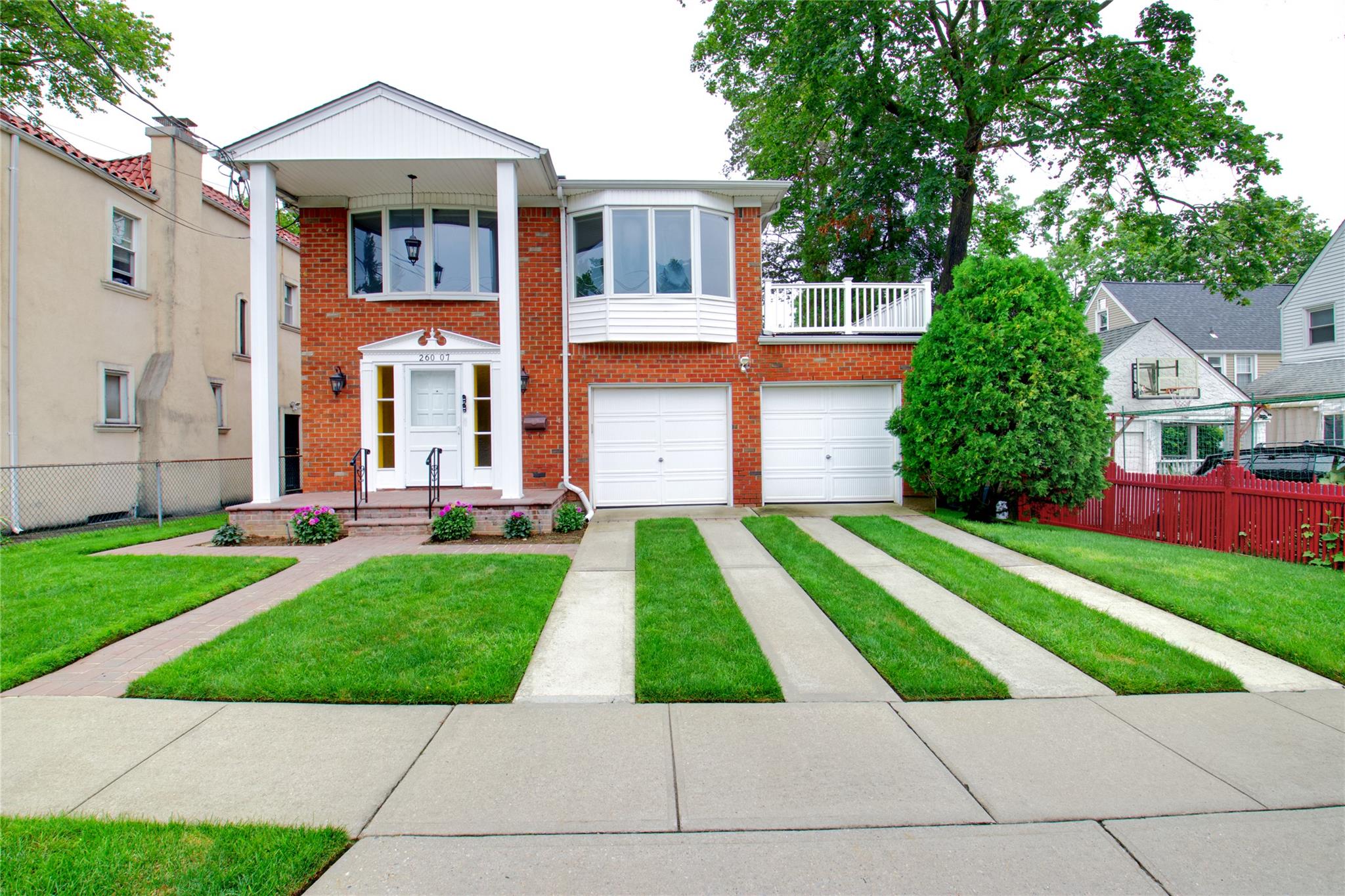 #1 photo, 260-07 Pembroke Avenue, 長島 大頸 Great Neck , NY 11020