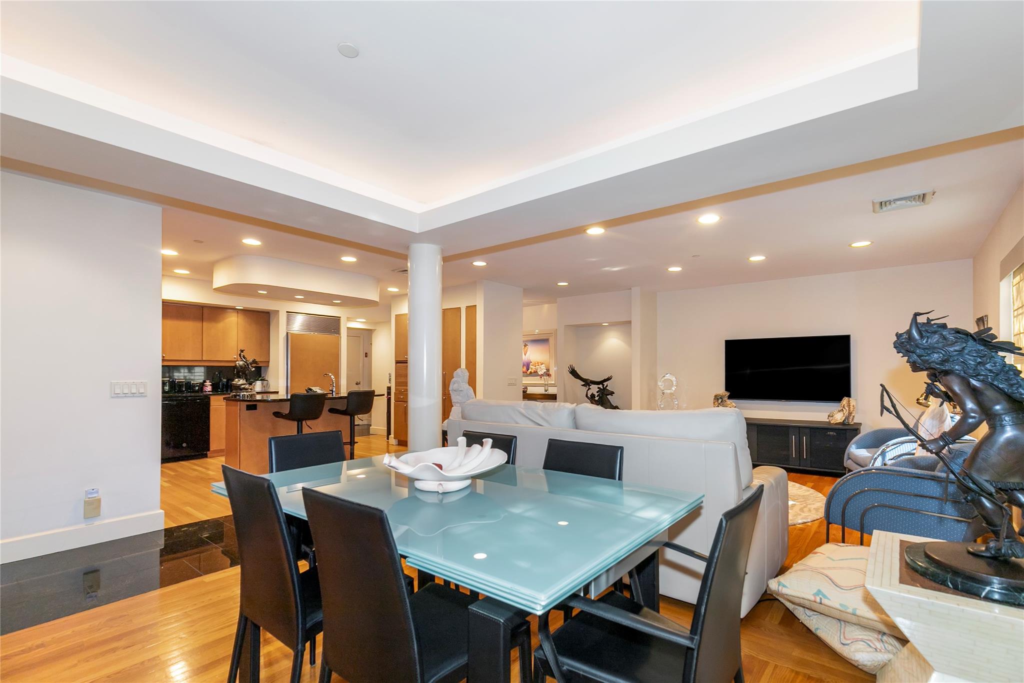 #14 photo, 1 Portico Court, ナッソー郡 Great Neck , NY 11021