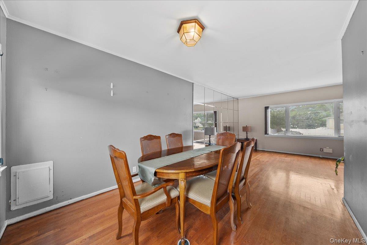 #10 photo, 159 Branch Avenue, Freeport , NY 11520