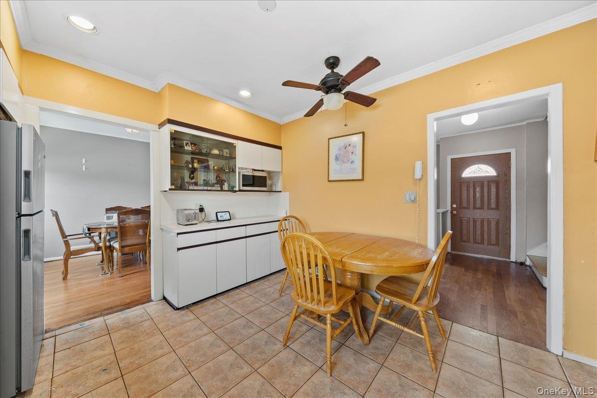 #13 photo, 159 Branch Avenue, Freeport , NY 11520