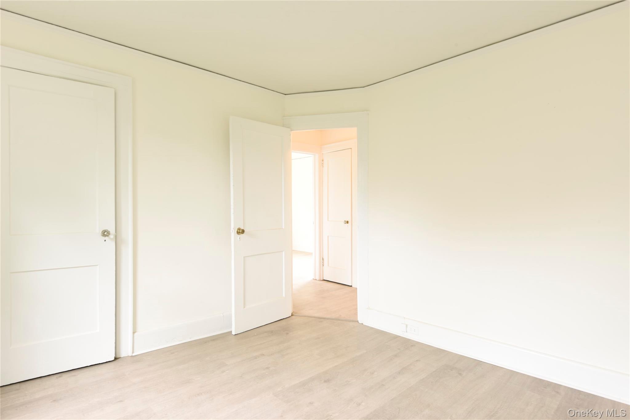 #11 photo, 24 Parsons Drive, 长岛 Hempstead , NY 11550