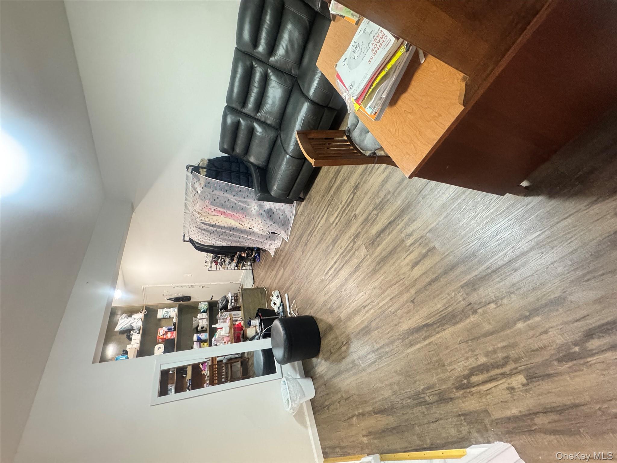 #3 photo, 8114 Baxter Avenue, クイーンズ区 Elmhurst , NY 11373