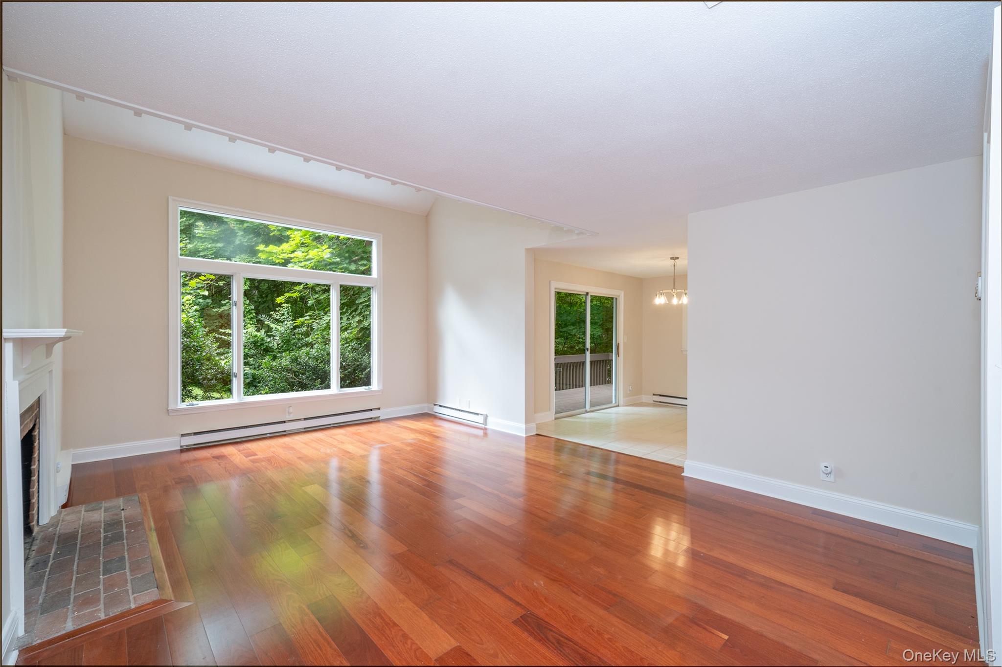 #6 photo, 5 Grove Mews, Chappaqua , NY 10514