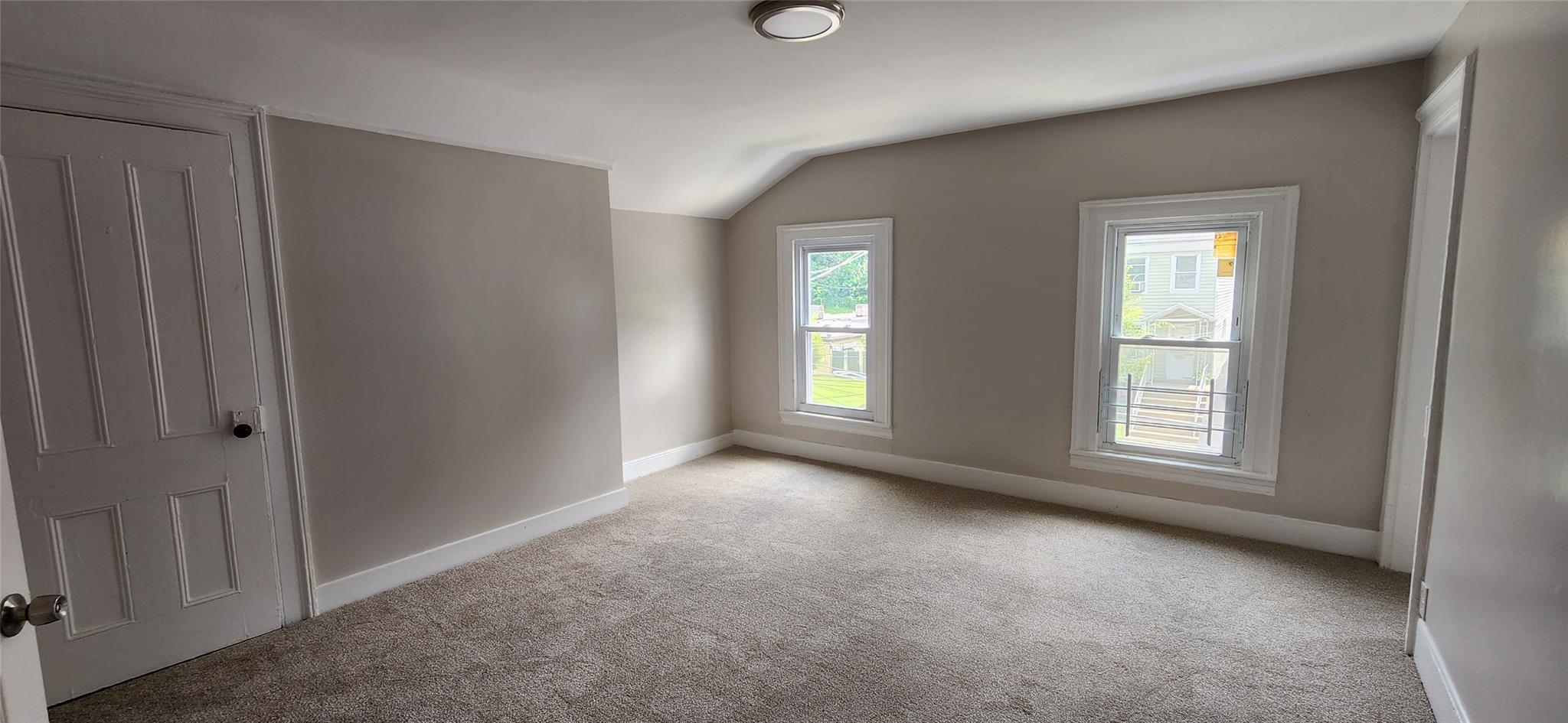 #7 photo, 117 Talmadge Street, 紐約州 Poughkeepsie , NY 12601