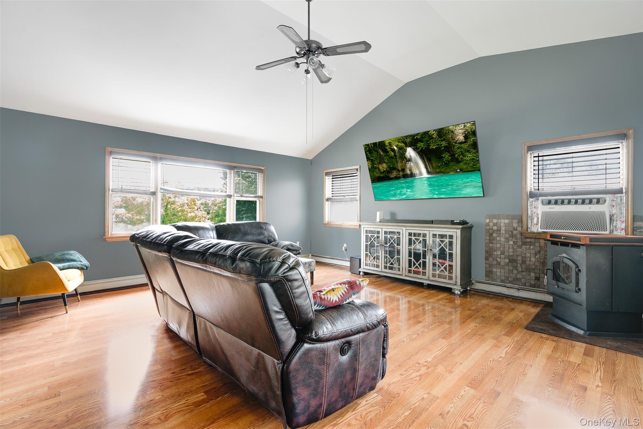 #7 photo, 108 Beyer Drive, Poughquag , NY 12570