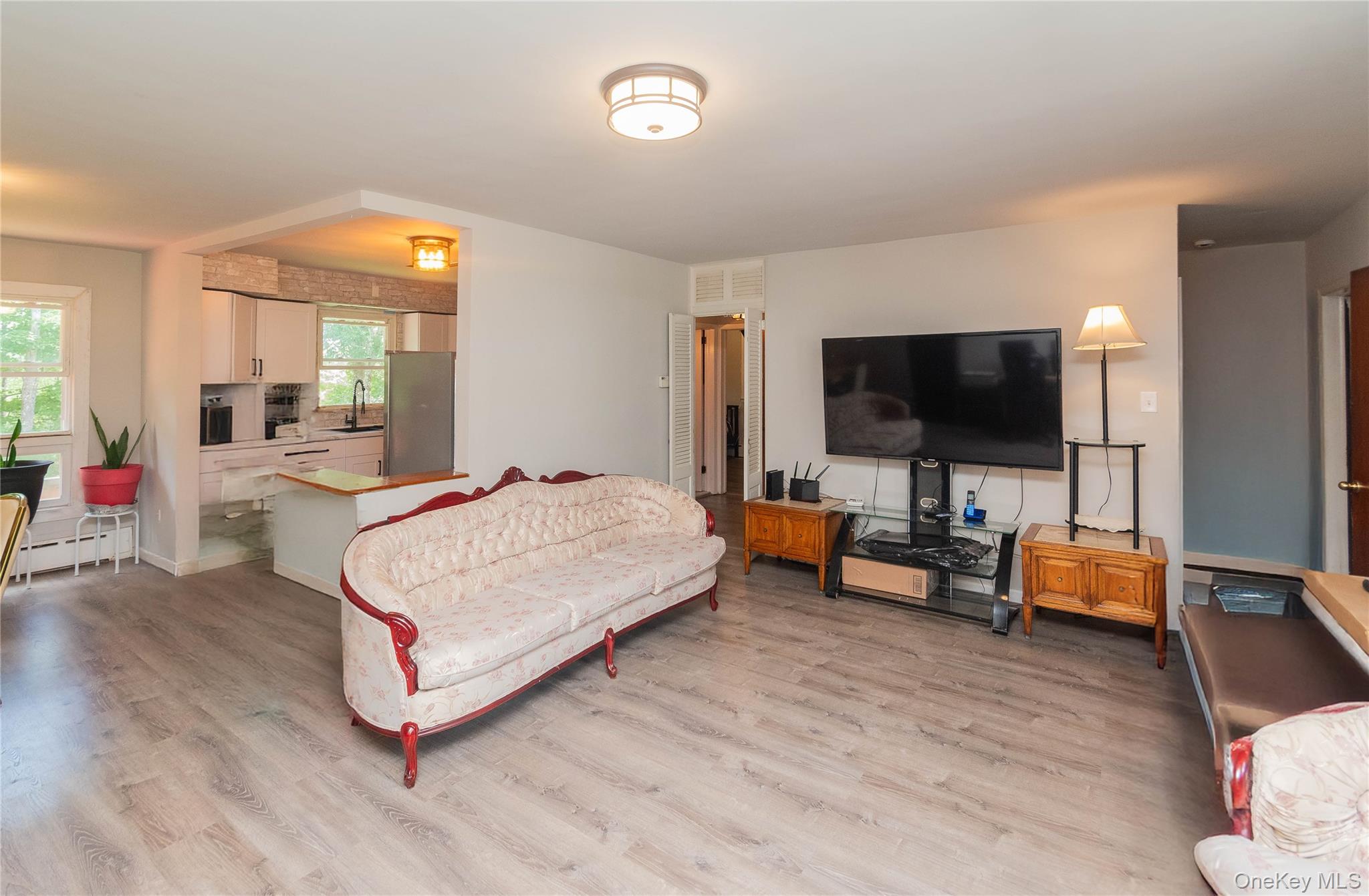 #10 photo, 17 Hillside Place, Fallsburg , NY 12779