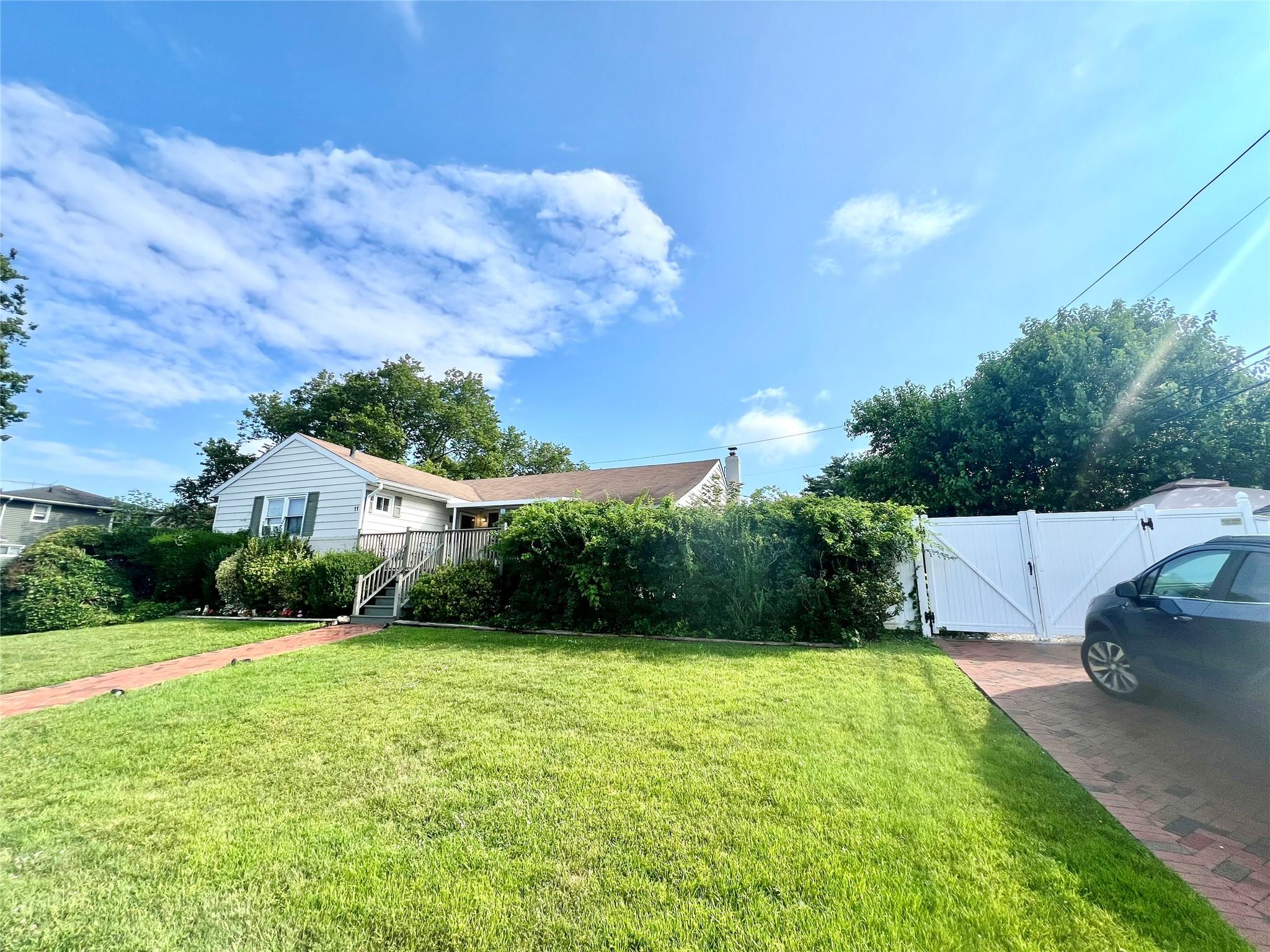 #1 photo, 11 Pearl Street, 長島 North Woodmere , NY 11581