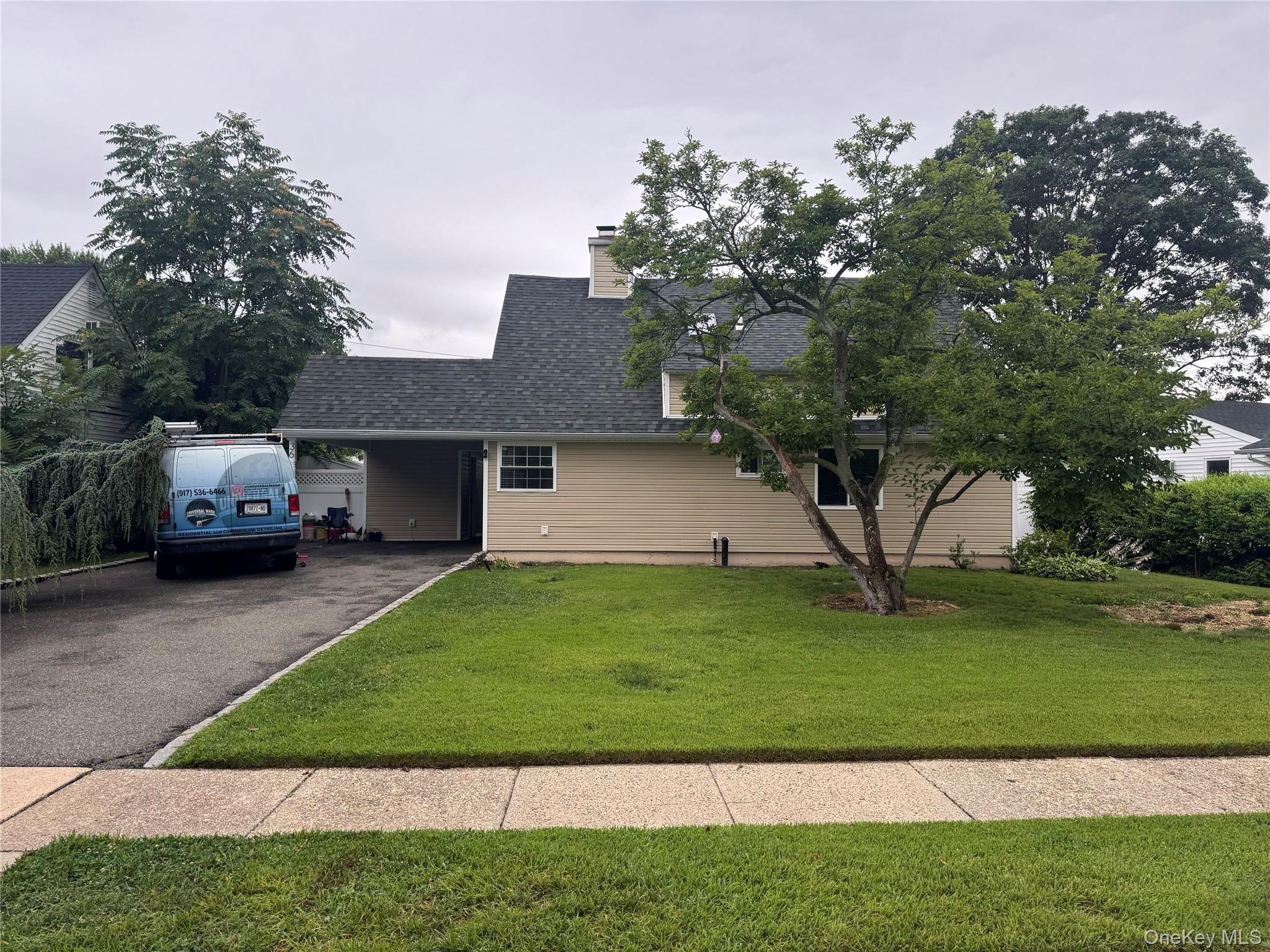 #1 photo, 36 Atlas Lane, ナッソー郡 Hicksville , NY 11801