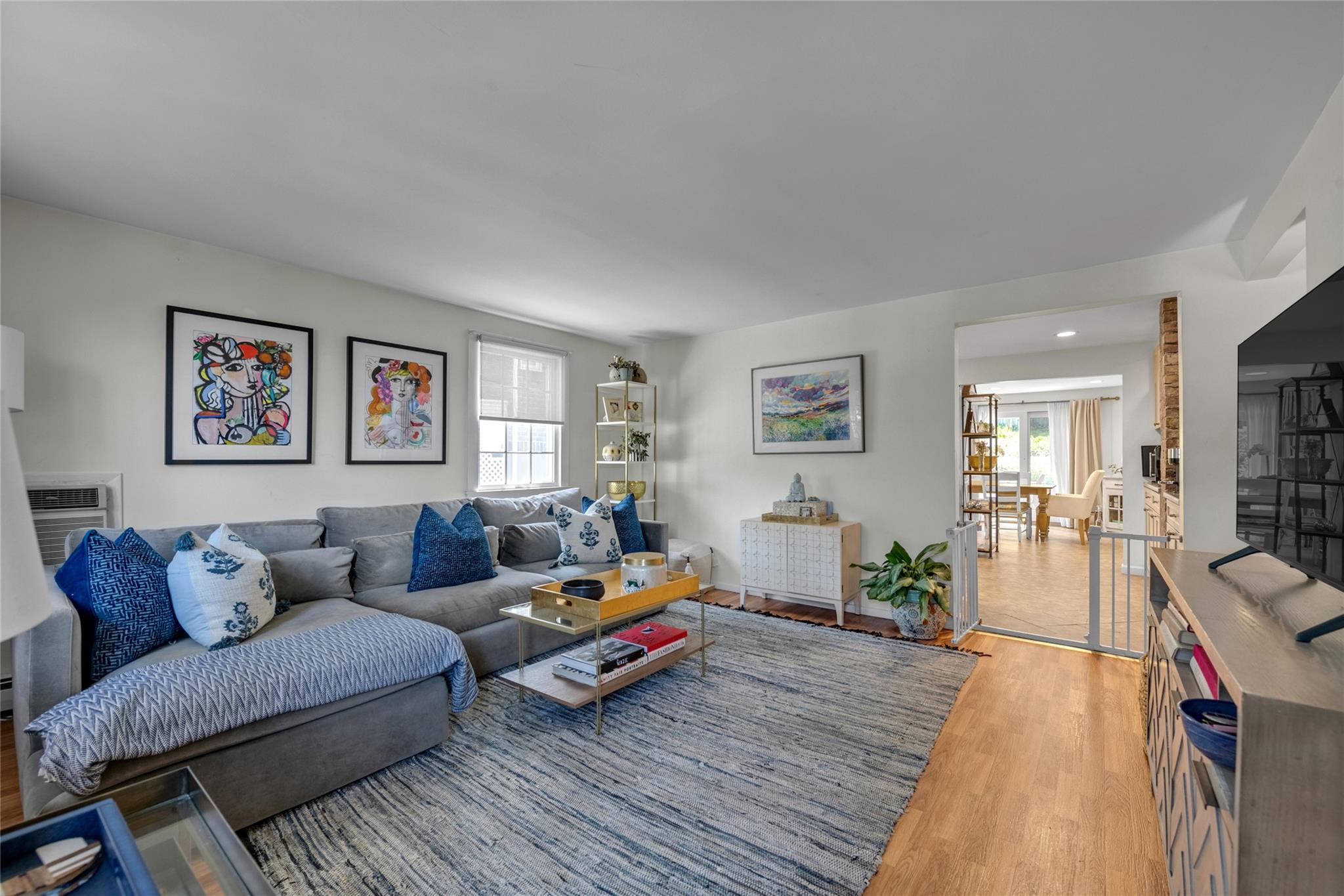 #3 photo, 18 Neulist Avenue, ナッソー郡 Port Washington , NY 11050