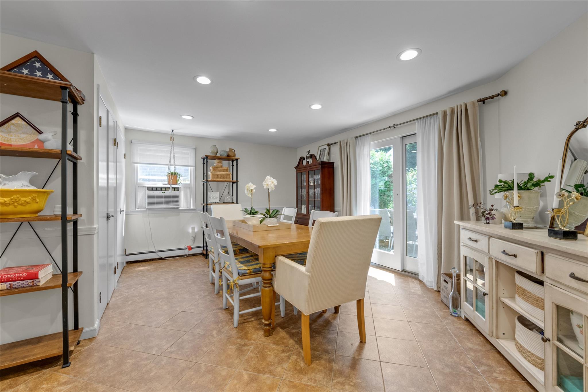 #5 photo, 18 Neulist Avenue, ナッソー郡 Port Washington , NY 11050