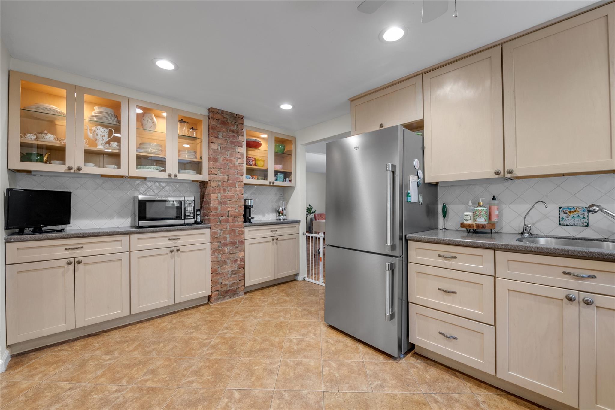 #6 photo, 18 Neulist Avenue, ナッソー郡 Port Washington , NY 11050