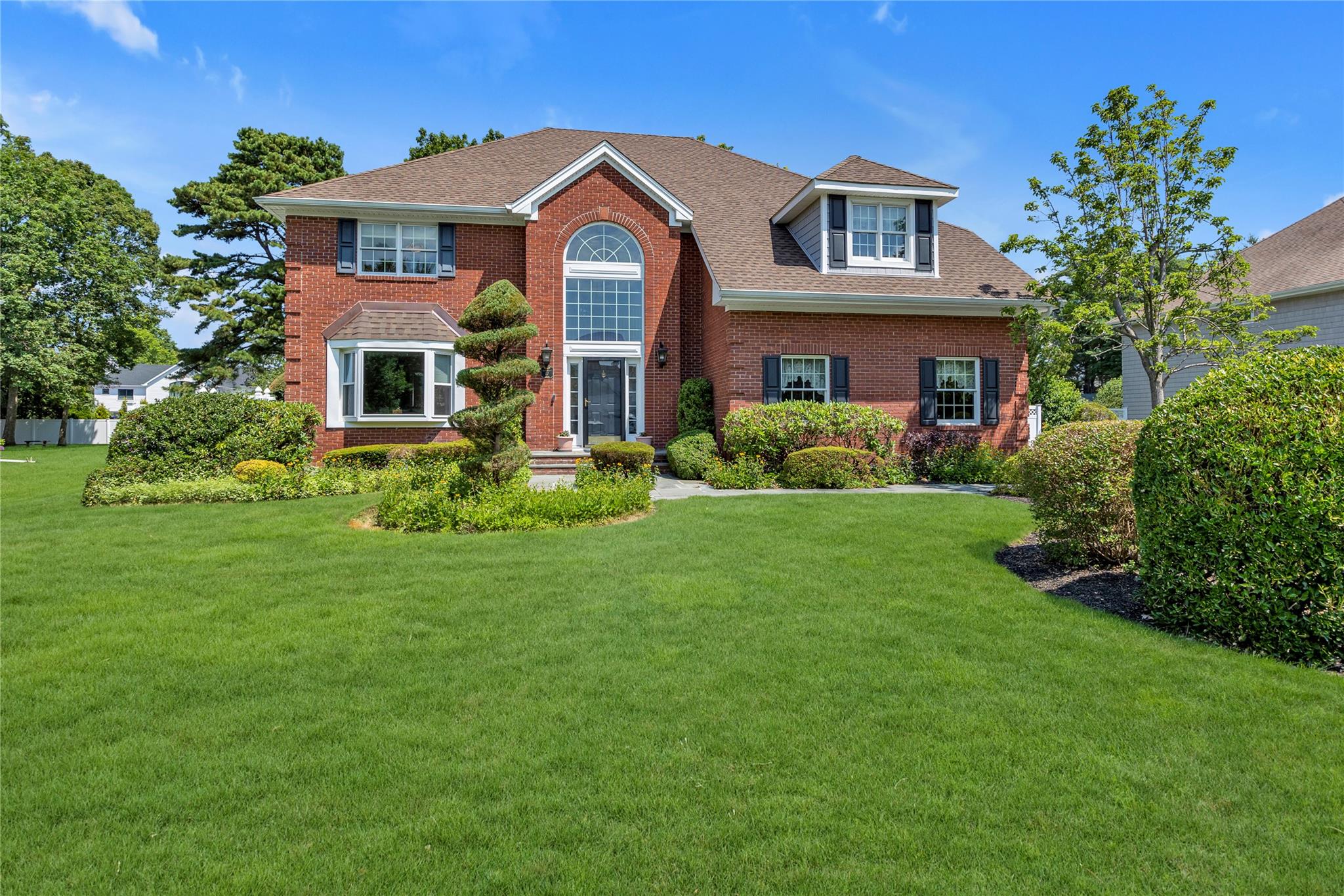 #1 photo, 17 Pheasant Run Lane, Dix Hills , NY 11746