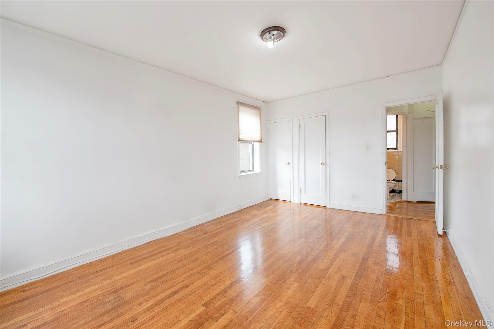 #10 photo, 4037 77th Street, クイーンズ区 Elmhurst , NY 11373