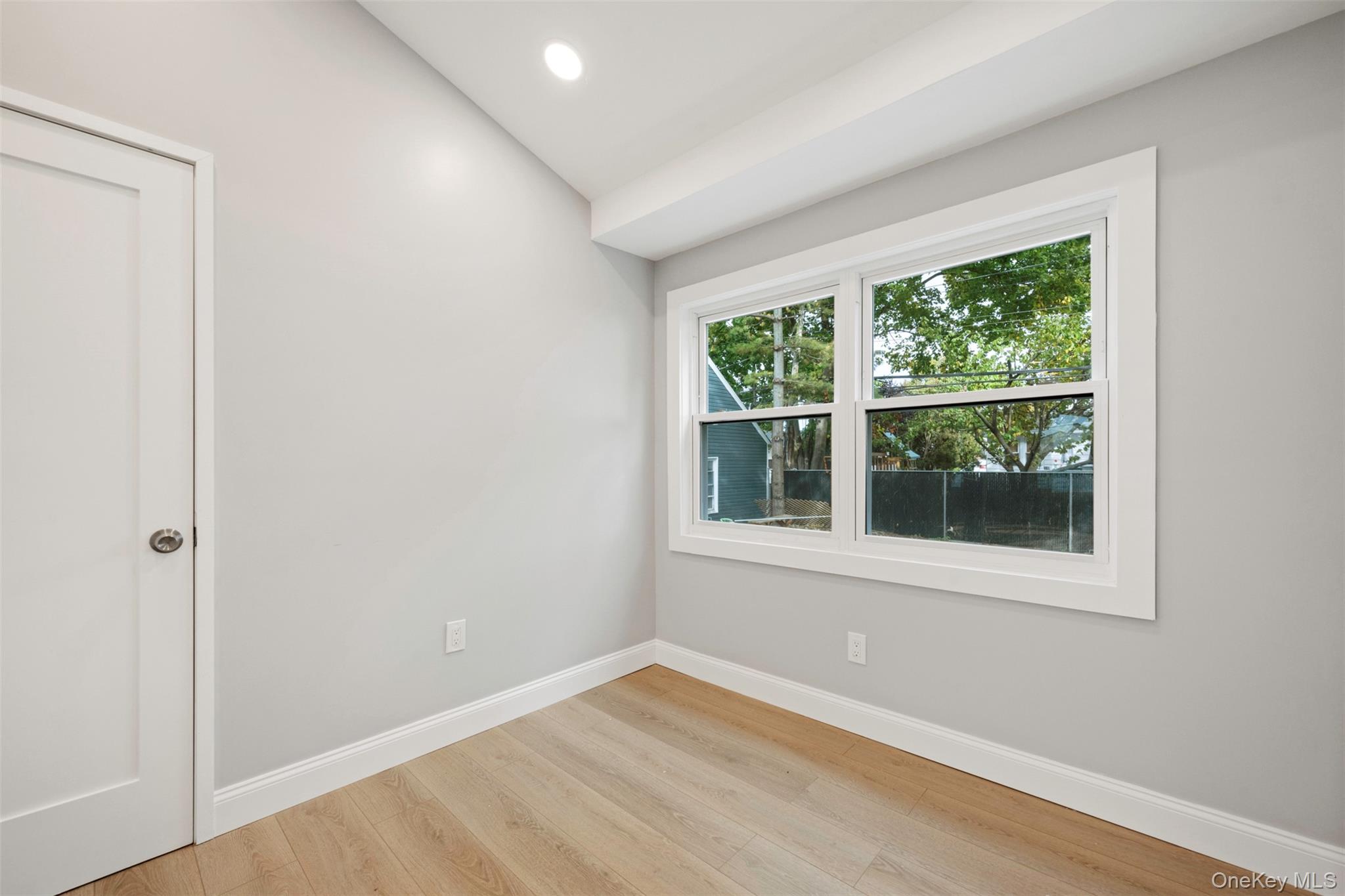 #16 photo, 15 Shepherd Street, ナッソー郡 Rockville Centre , NY 11570