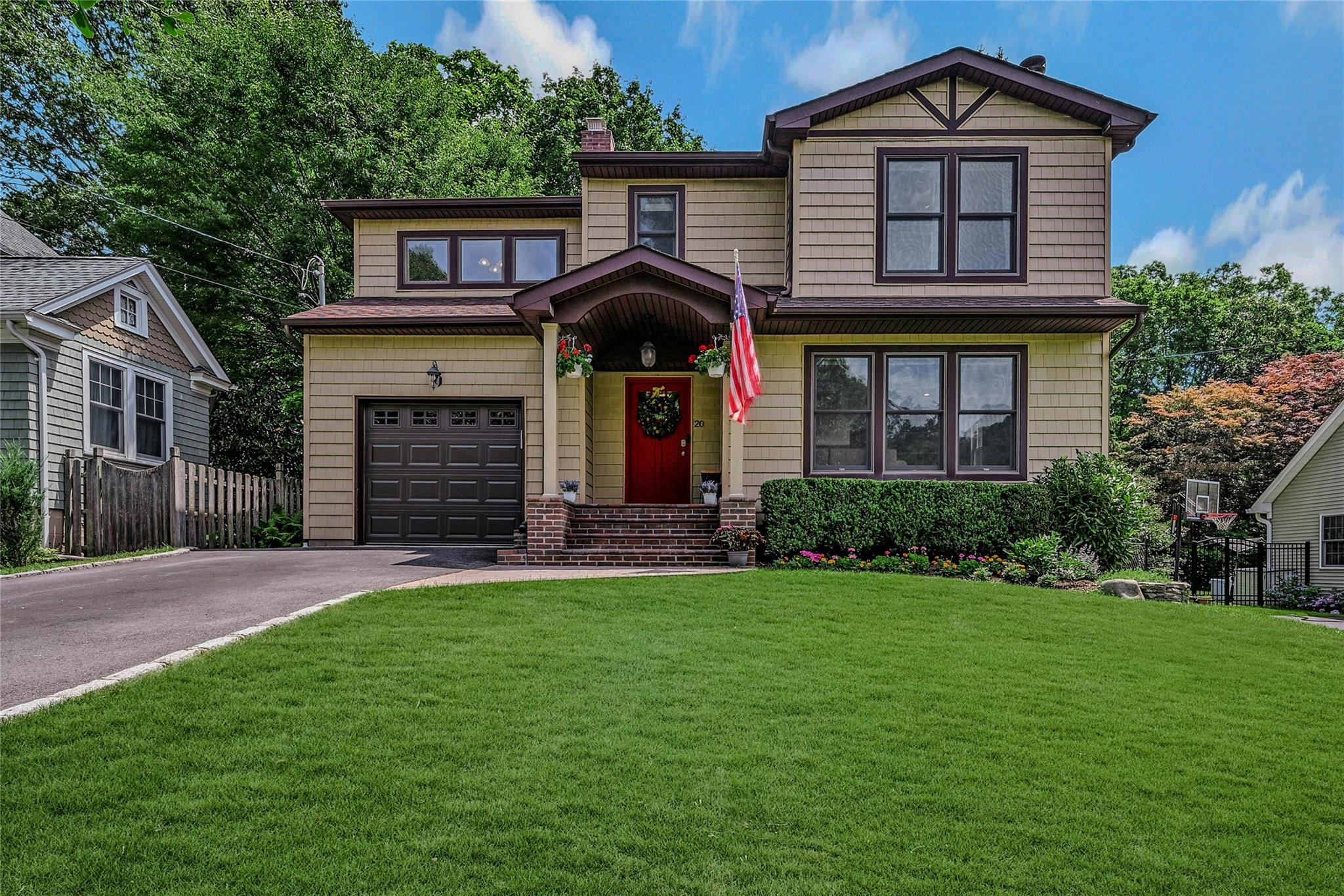 #1 photo, 20 Goldenrod Avenue, 롱 아일랜드 Northport , NY 11768