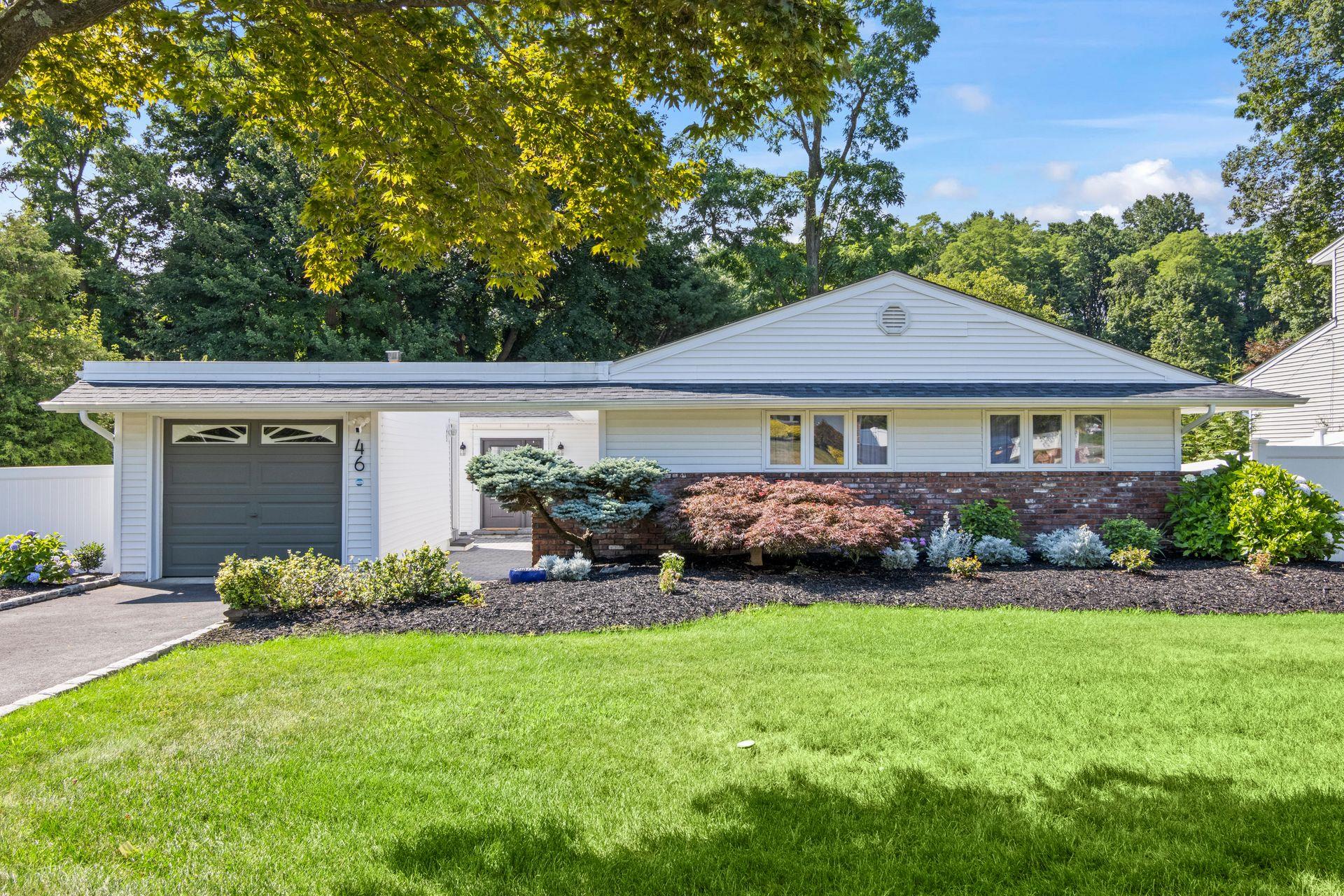 #1 photo, 46 Knight Lane, Kings Park , NY 11754