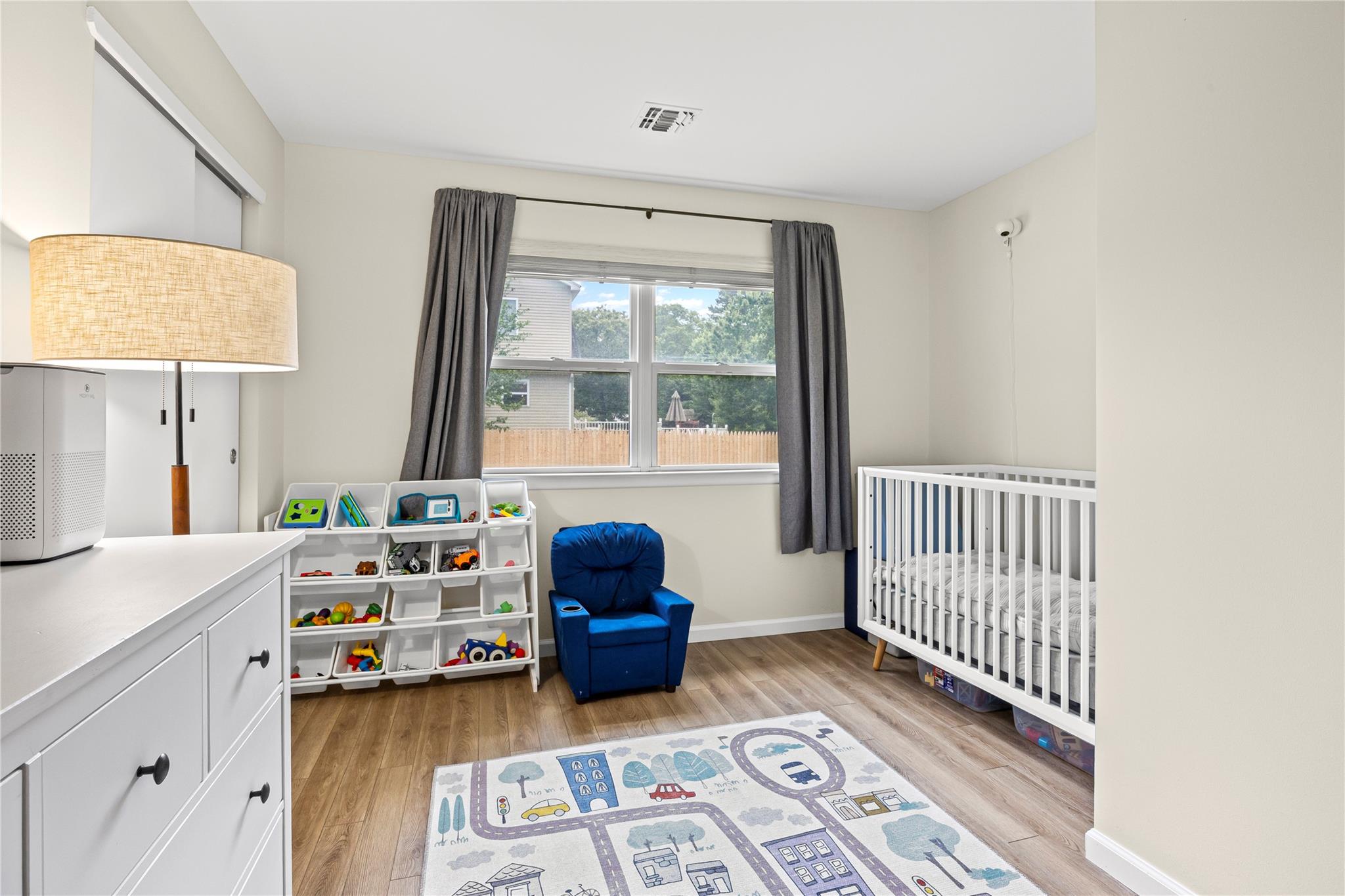 #11 photo, 12 Nicole Lane, سوفولك Coram , NY 11727