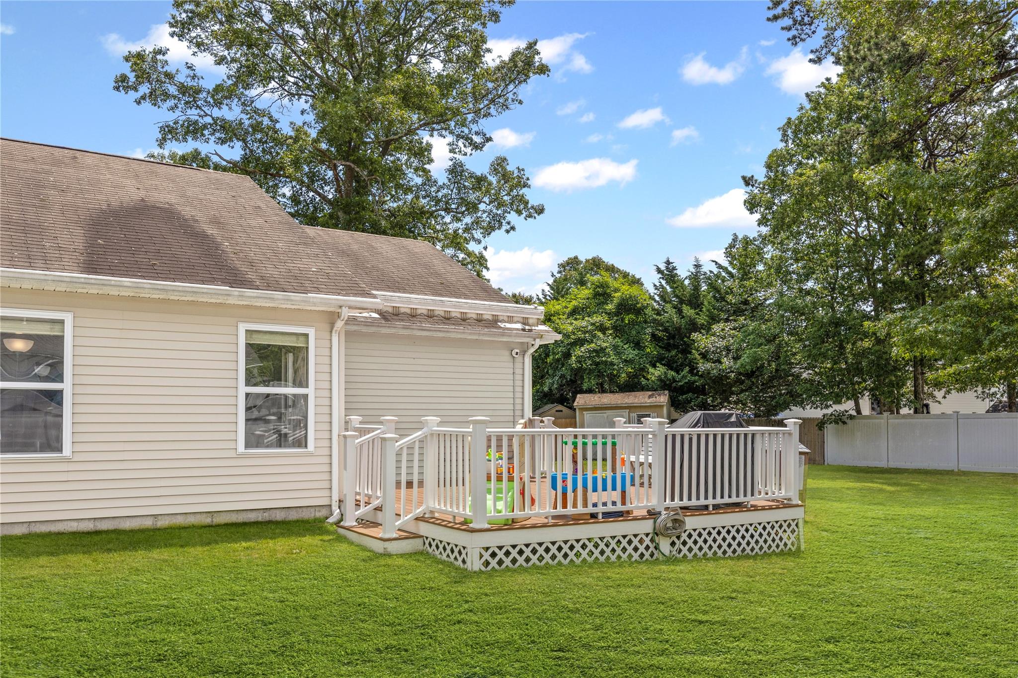 #15 photo, 12 Nicole Lane, سوفولك Coram , NY 11727