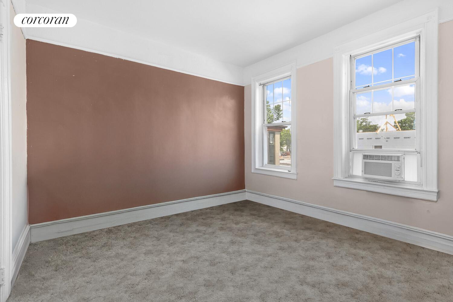 #5 photo, 94-05 FORBELL Street, クイーンズ区 Ozone Park , NY 11416