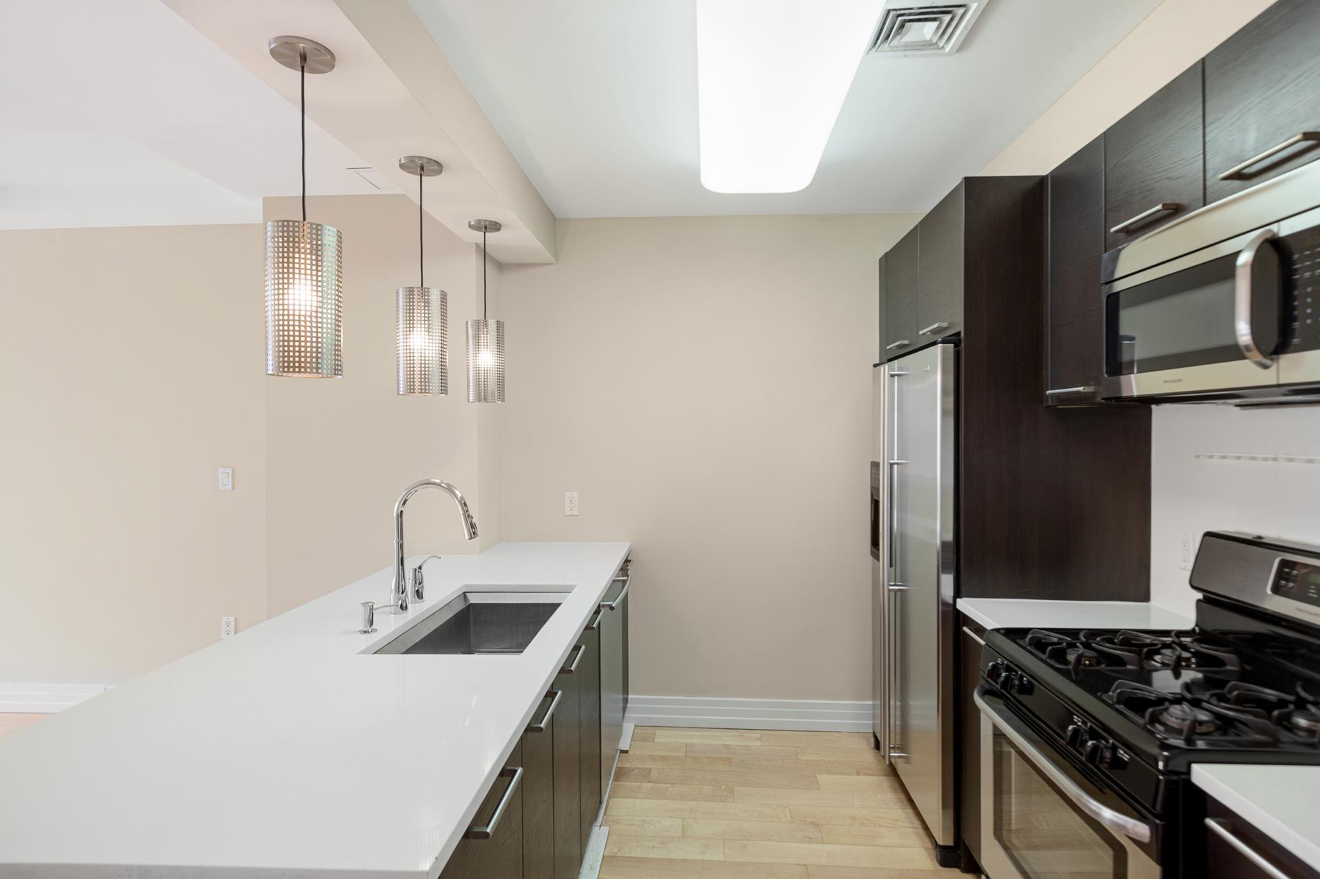 #10 photo, 64-05 Yellowstone Boulevard, クイーンズ区 Forest Hills , NY 11375