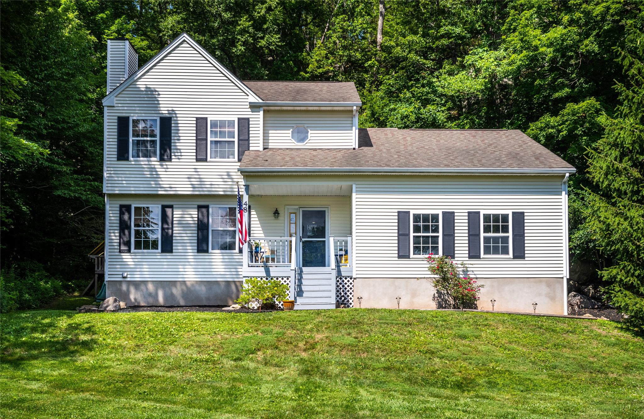 #1 photo, 48 Devon Road, 뉴욕주 Patterson , NY 12563