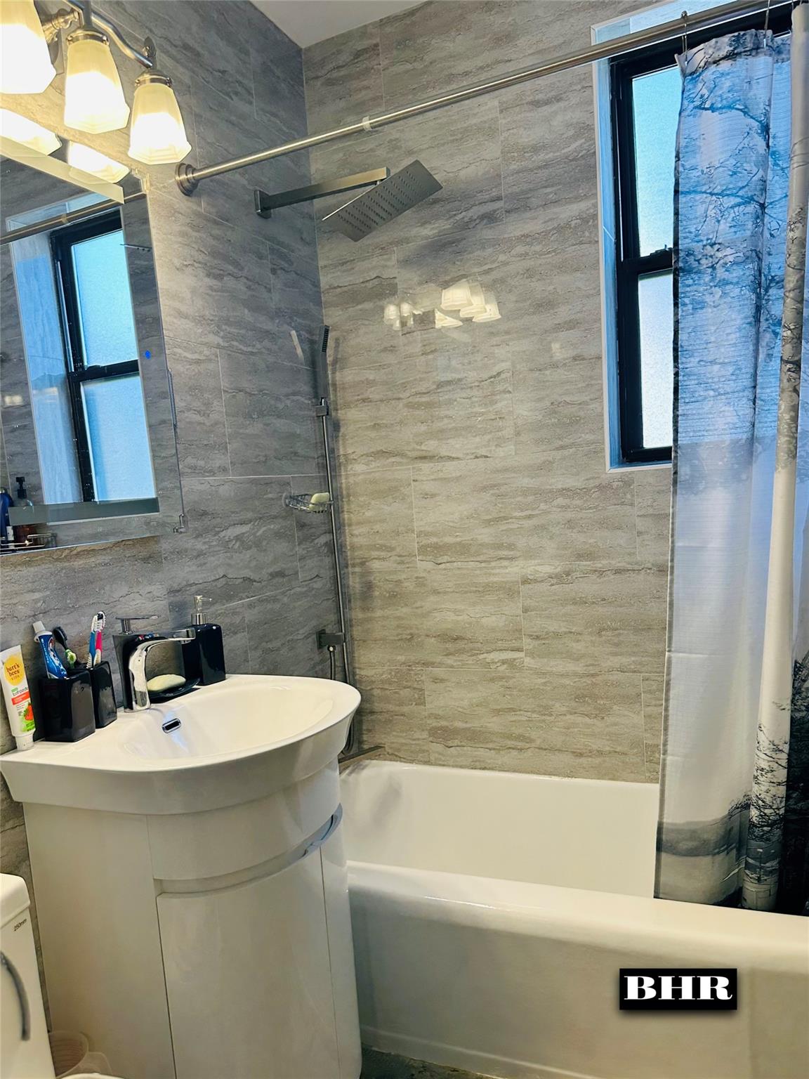 #6 photo, 2620 E 13th Street, Brooklyn , NY 11235