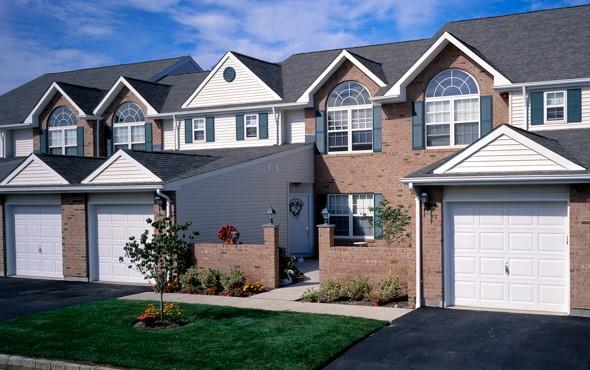#1 photo, 9 Horizon View Drive, 東長島 Farmingville , NY 11738