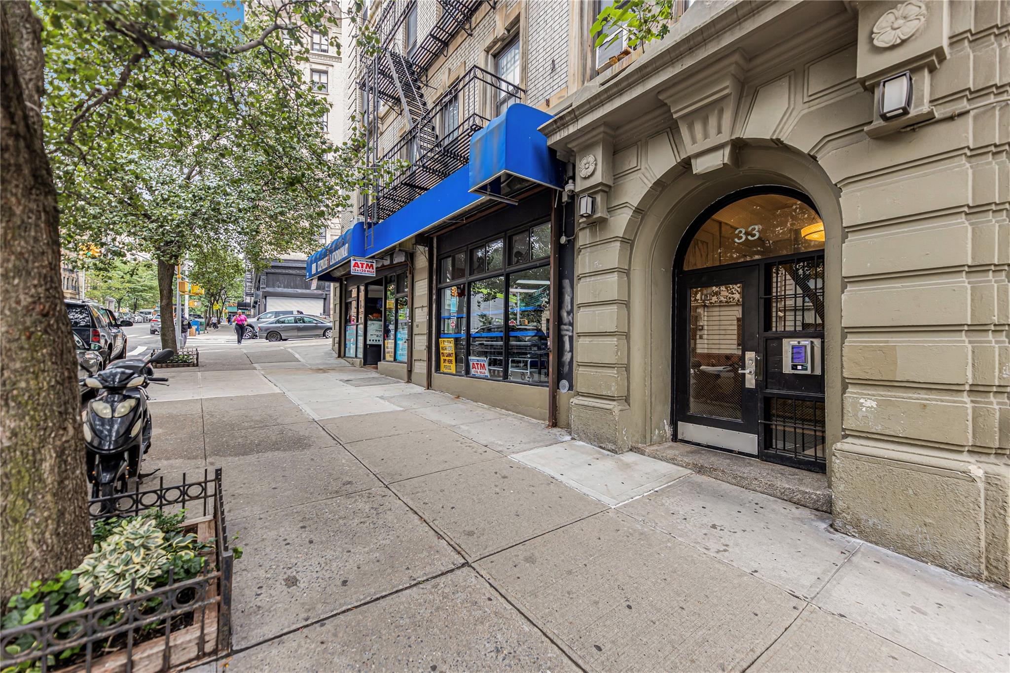 #4 photo, 33 Convent Avenue, New York (Manhattan) , NY 10027