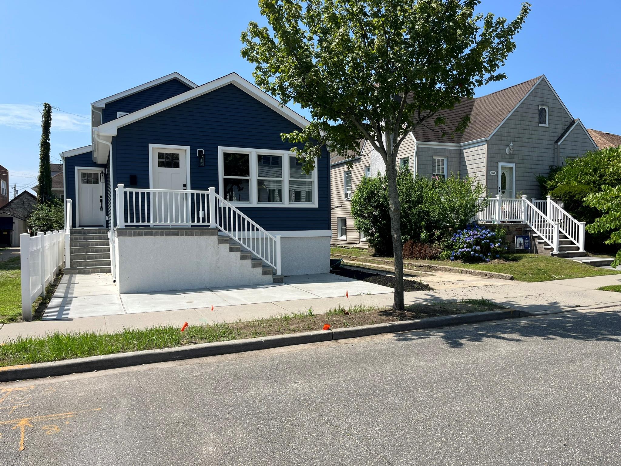 #1 photo, 562 E Market Street, 長島 長灘 Long Beach , NY 11561