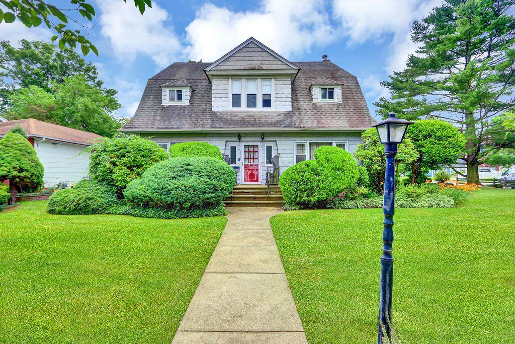 #1 photo, 313 Pine Street, Freeport , NY 11520