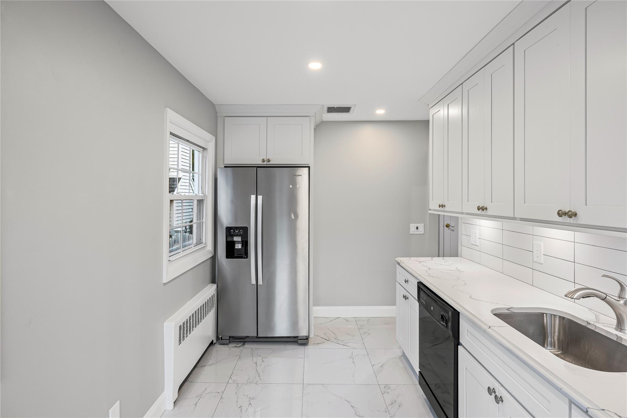 #14 photo, 1859 George Court, ナッソー郡 Merrick , NY 11566