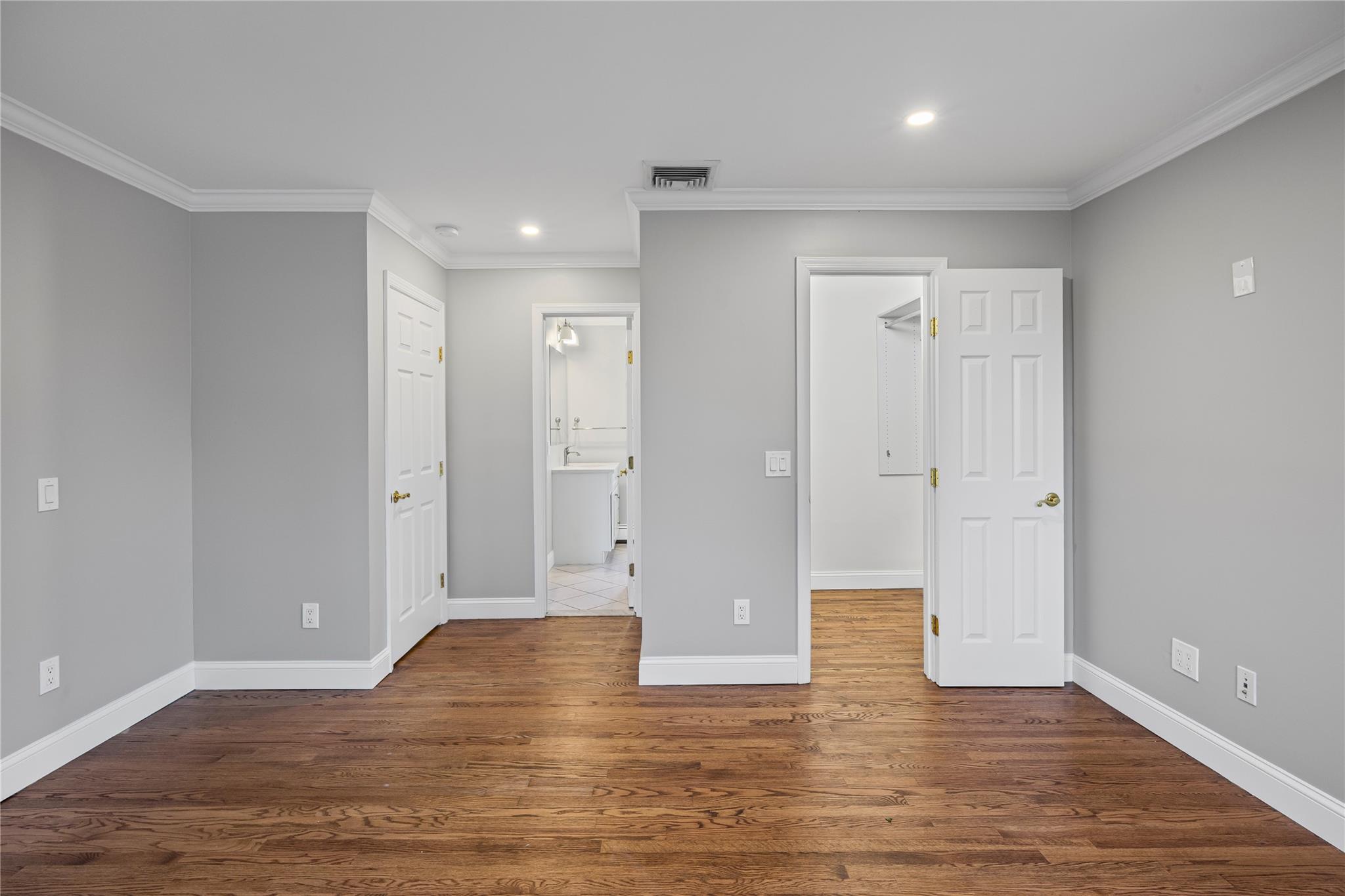 #17 photo, 1859 George Court, ナッソー郡 Merrick , NY 11566