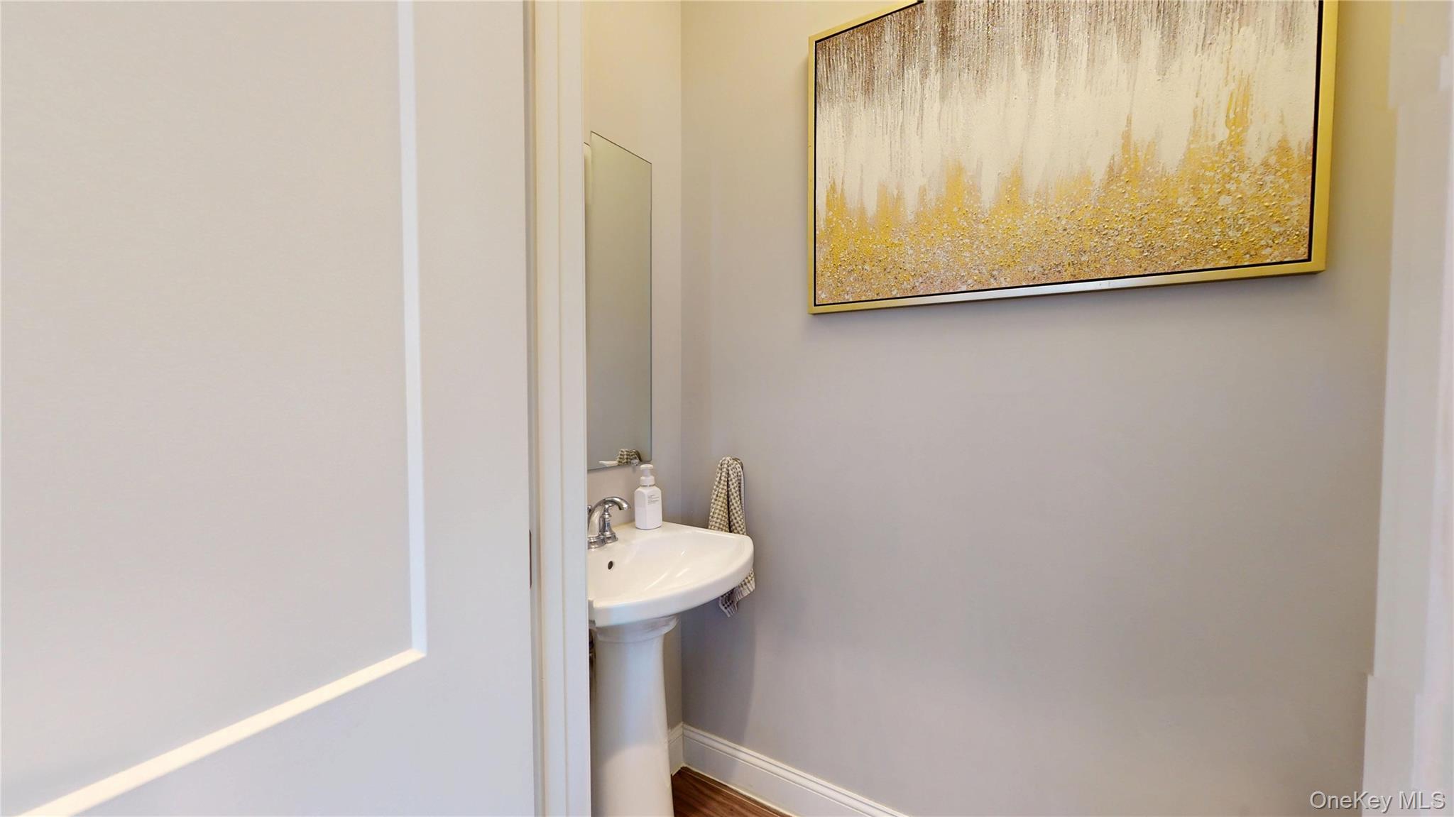 #12 photo, 9 Shaw Lane, サフォーク郡 East Moriches , NY 11940