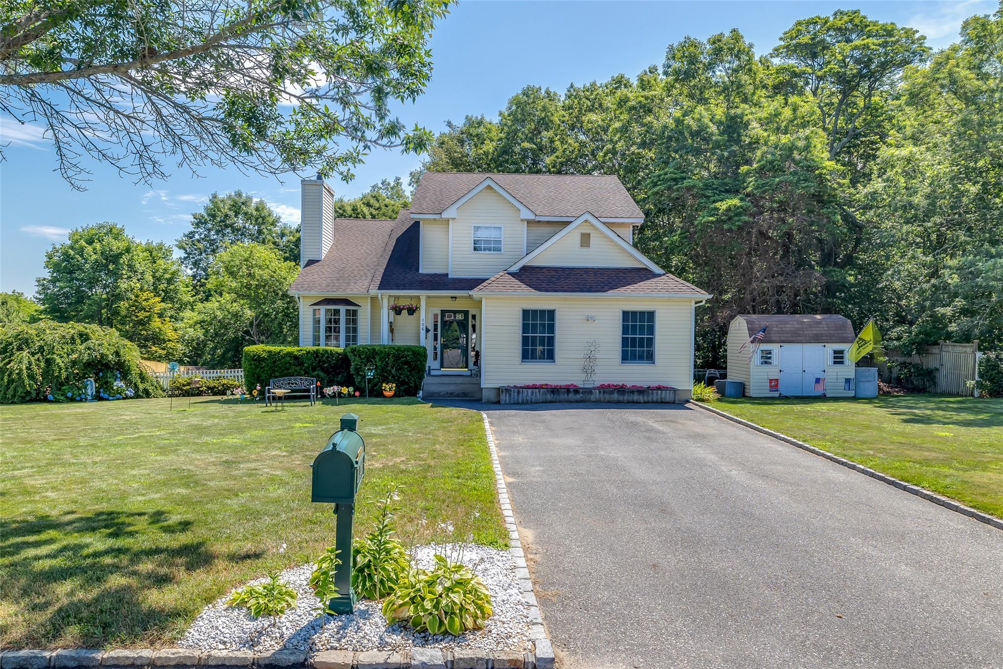 #1 photo, 106 Williams Way, Baiting Hollow , NY 11933