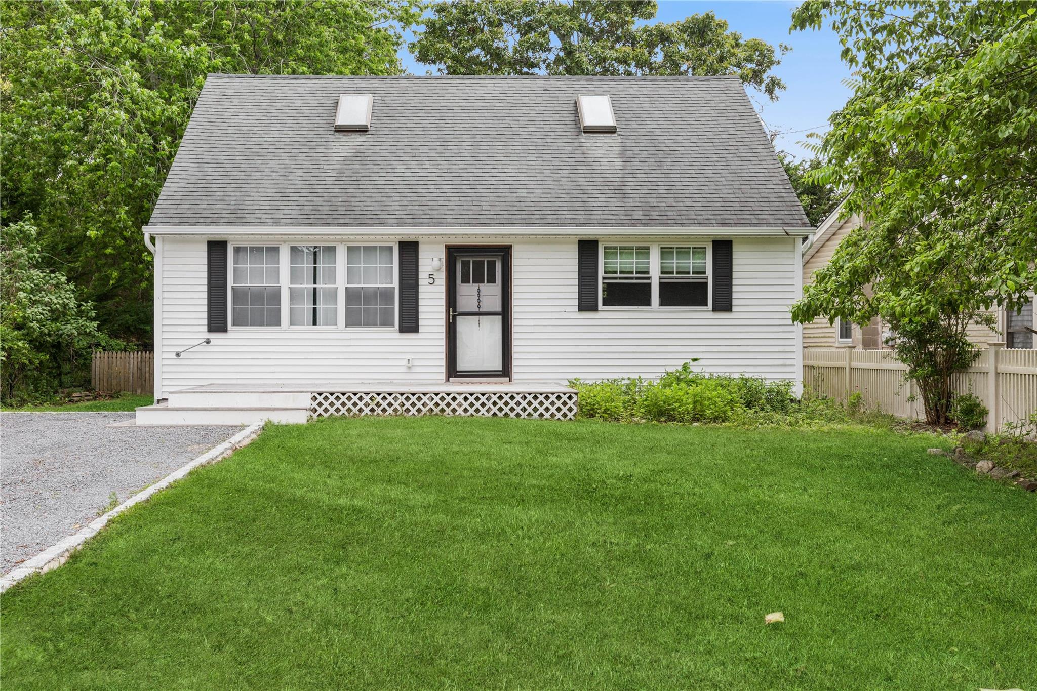 #1 photo, 5 Coolidge Road, Hampton Bays , NY 11946