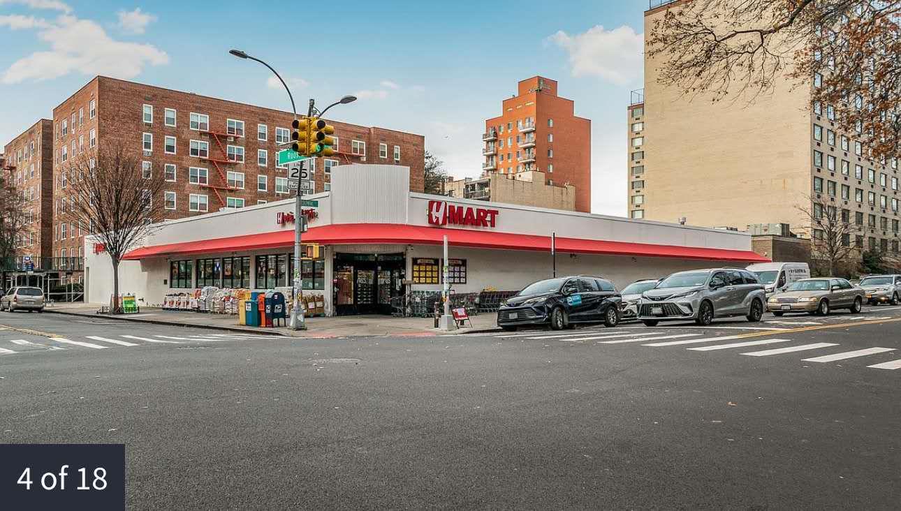 #3 photo, 14330 Roosevelt, クイーンズ区 Flushing , NY 11354