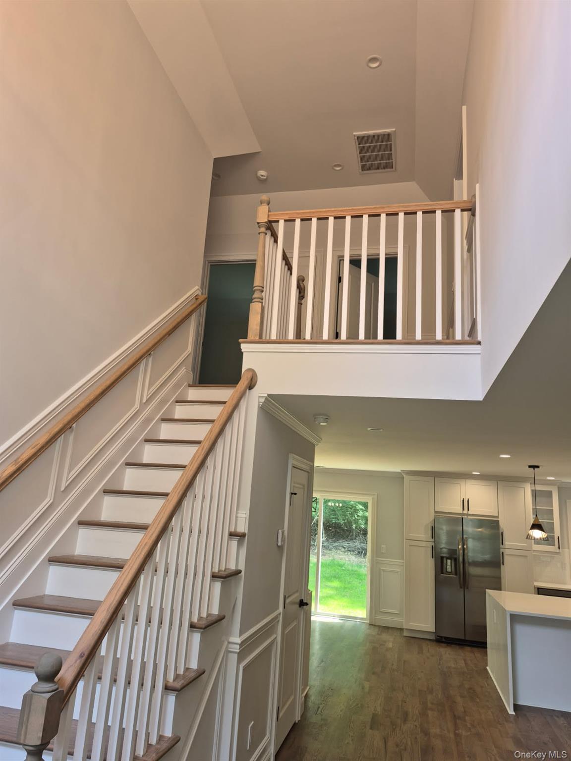 #2 photo, 130 Center Street, サフォーク郡 Holbrook , NY 11741